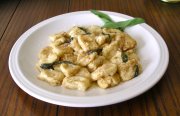 Recept online Bramborov� noky s houbovou om��kou